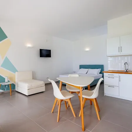 Greek Dream Aparthotel *